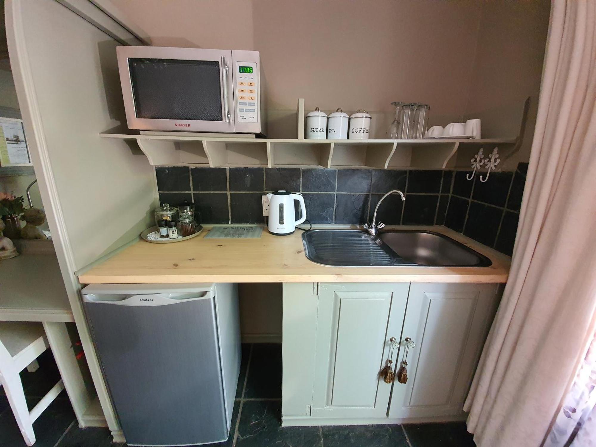Waterhouse Guest Lodge In Muckleneuk Pretoria Room photo